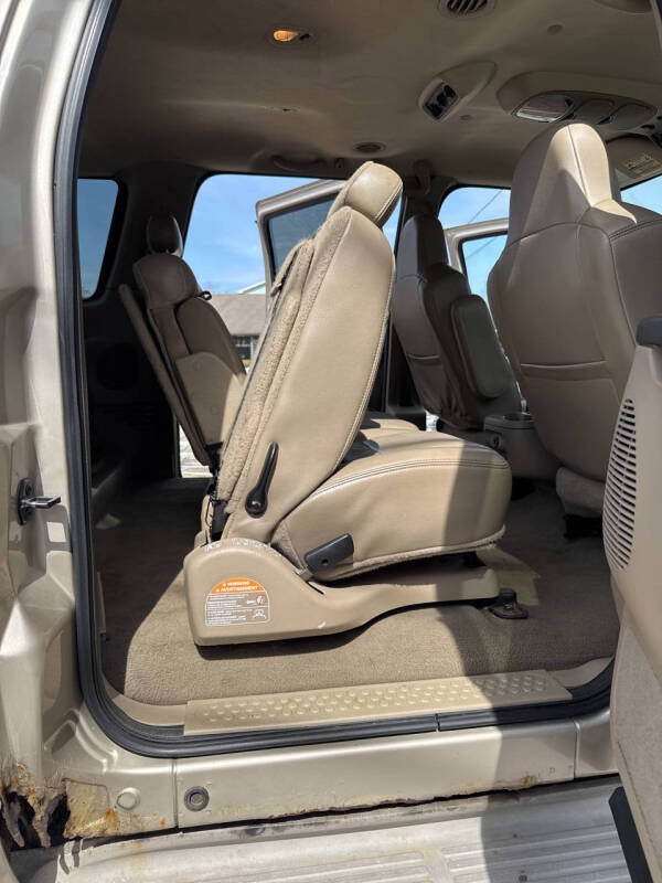 2005 Ford Excursion Limited