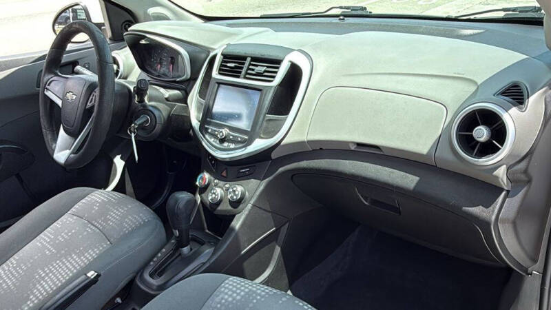 2017 Chevrolet Sonic LT Auto Fleet
