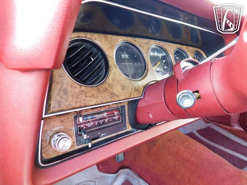 1977 Ford Thunderbird