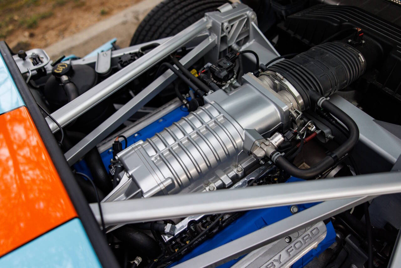2006 Ford GT 41