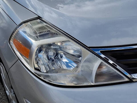 2012 Nissan Versa 1.8 S