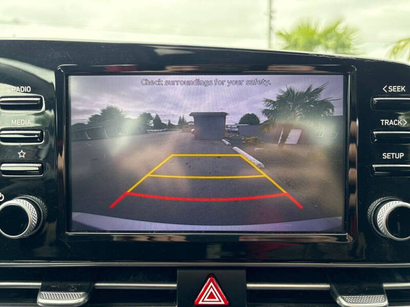 2022 Hyundai Elantra