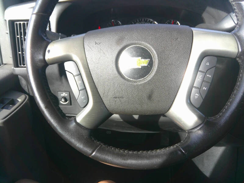 2017 Chevrolet Express LT 3500