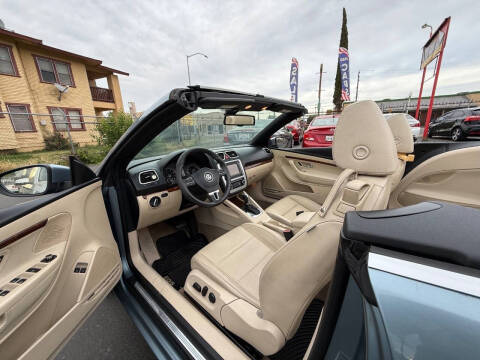 2012 Volkswagen Eos Executive SULEV