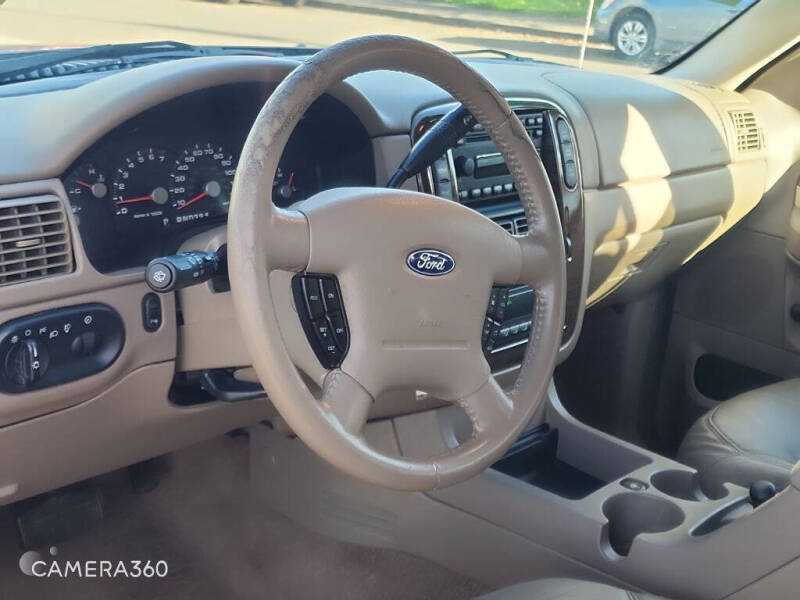 2005 Ford Explorer Eddie Bauer