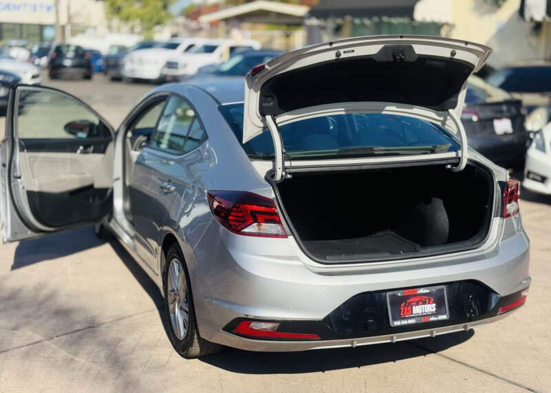 2020 Hyundai Elantra