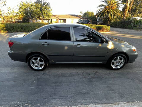 2004 Toyota Corolla CE