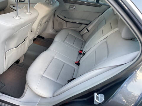 2010 Mercedes-Benz E-Class