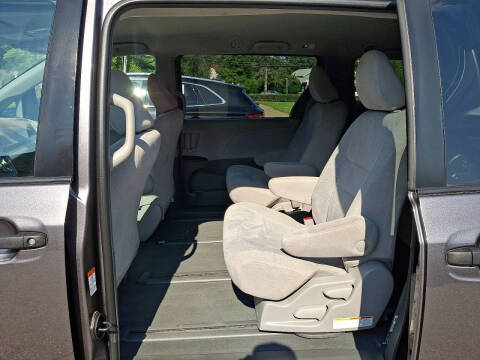 2019 Toyota Sienna L 7-Passenger
