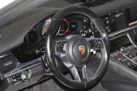 2017 Porsche Panamera