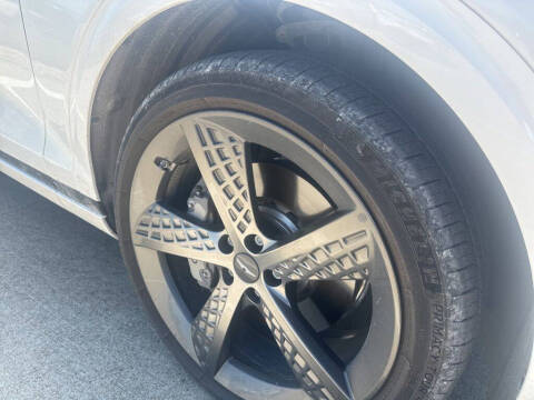 2024 Genesis GV70 2.5T Standard
