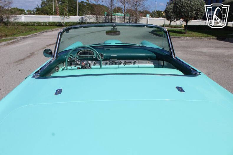 1955 Ford Thunderbird