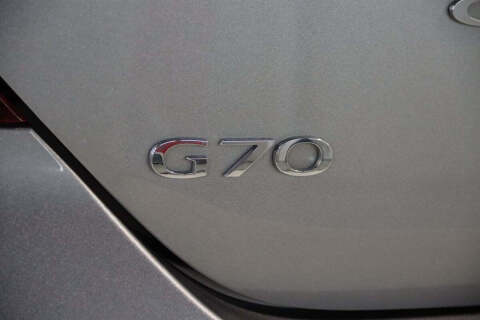 2023 Genesis G70