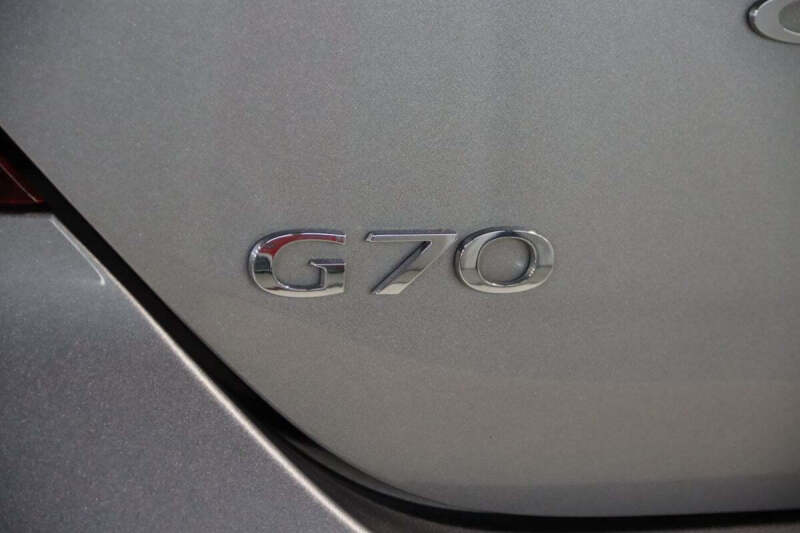 2023 Genesis G70