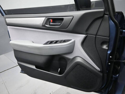 2018 Subaru Outback 2.5i