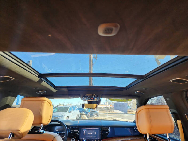 2023 Jeep Grand Wagoneer Series III