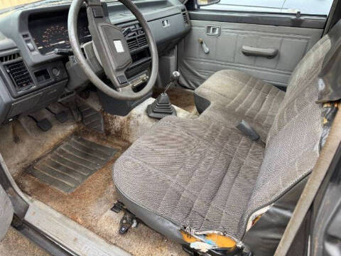 1988 Mazda B2200