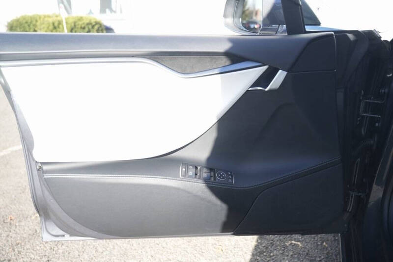 2021 Tesla Model S Long Range Plus