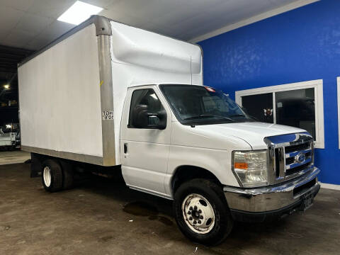 2014 Ford E-Series for sale at Ricky Auto Sales in Houston TX