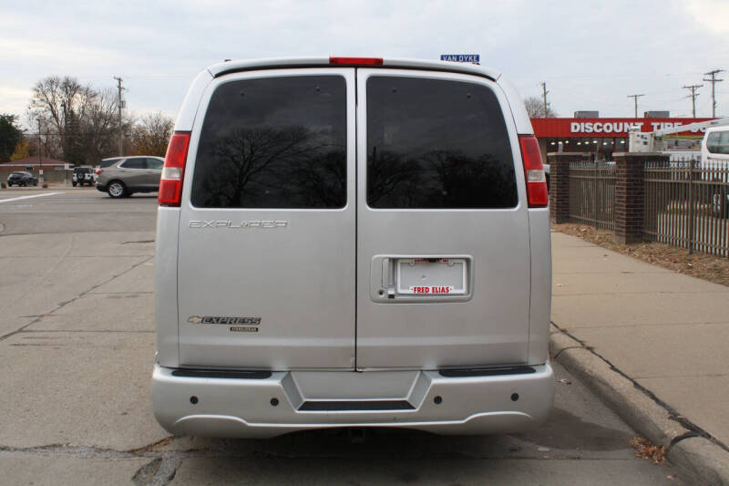 2016 Chevrolet Express 2500