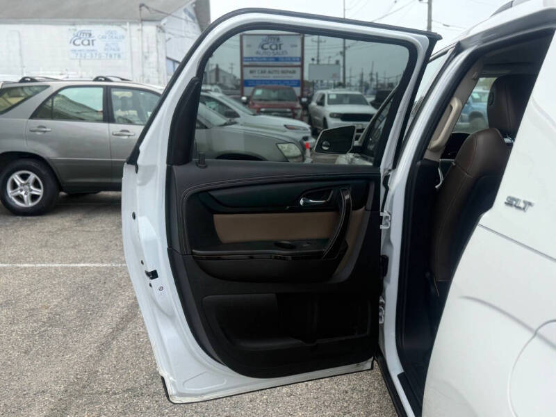 2016 GMC Acadia SLT-1