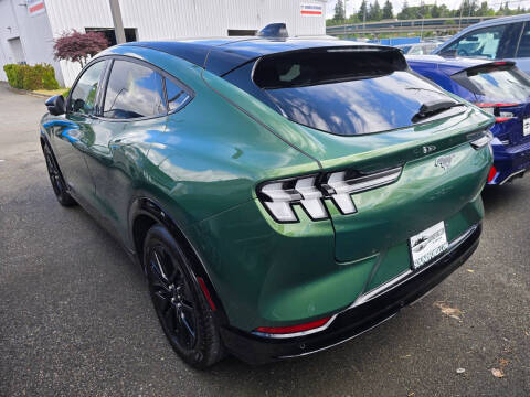 2025 Ford Mustang Mach-E Premium