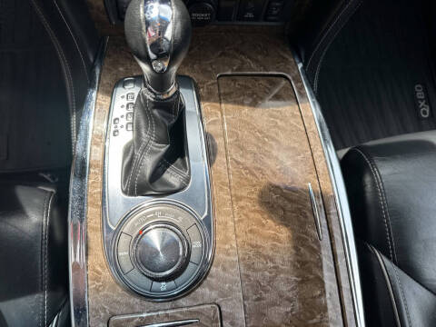 2017 Infiniti QX80