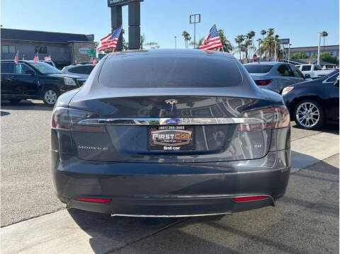 2015 Tesla Model S