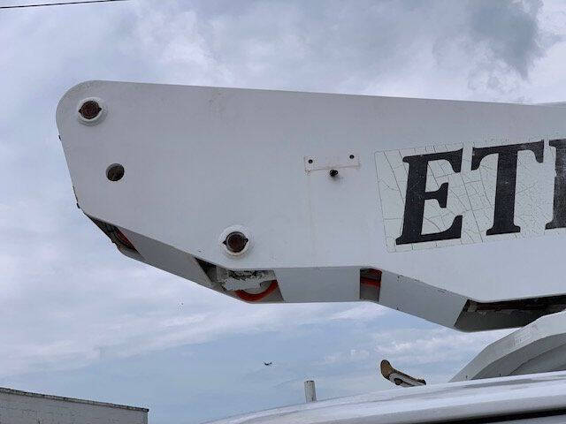 2005 Ford E-Series E-350 SD