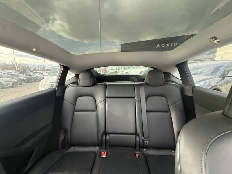 2023 Tesla Model Y Performance