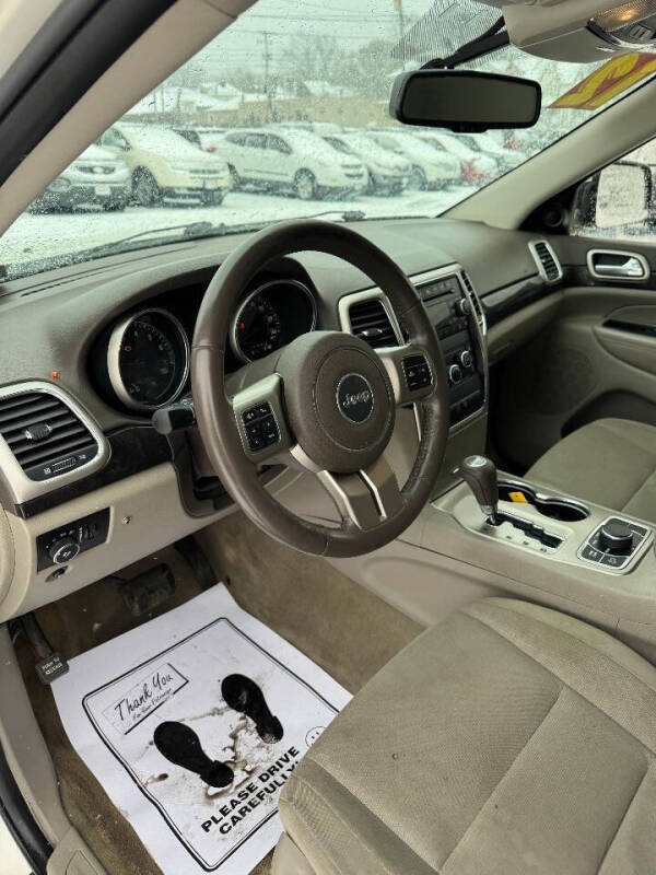 2012 Jeep Grand Cherokee Laredo