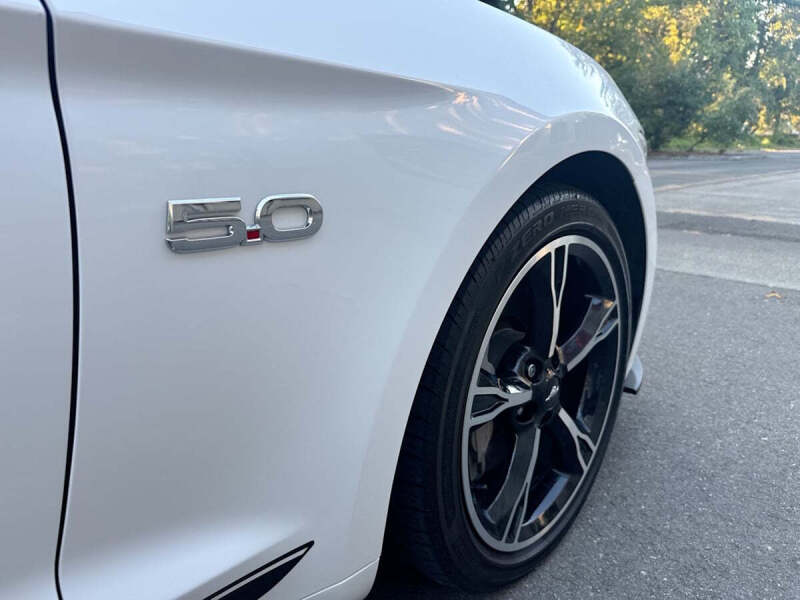 2017 Ford Mustang GT Premium