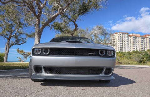 2015 Dodge Challenger SRT Hellcat