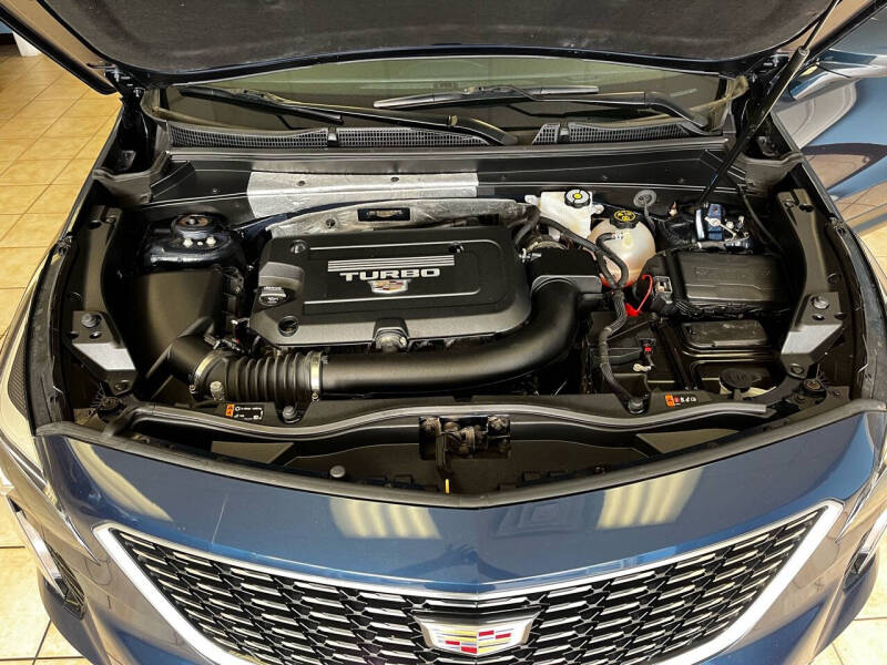 2021 Cadillac XT4 Luxury