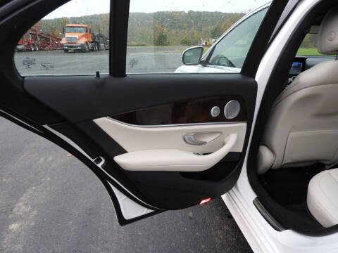 2017 Mercedes-Benz E-Class E 300 4MATIC