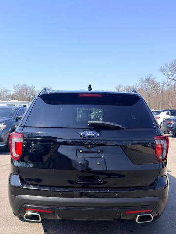 2017 Ford Explorer Sport