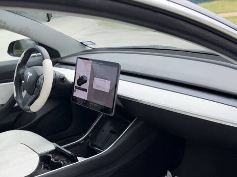 2020 Tesla Model 3 Standard Range Plus