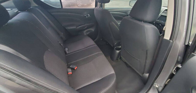 2017 Nissan Versa 1.6 SV