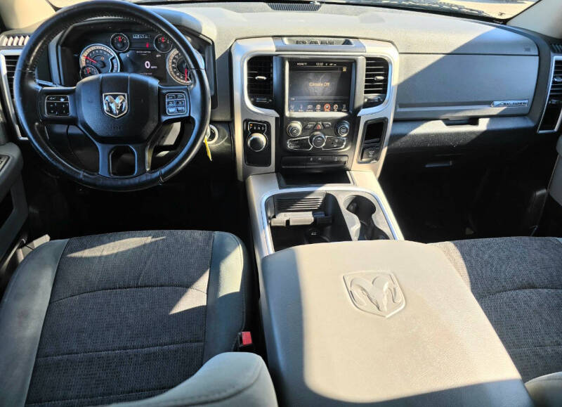 2016 RAM 1500 Big Horn