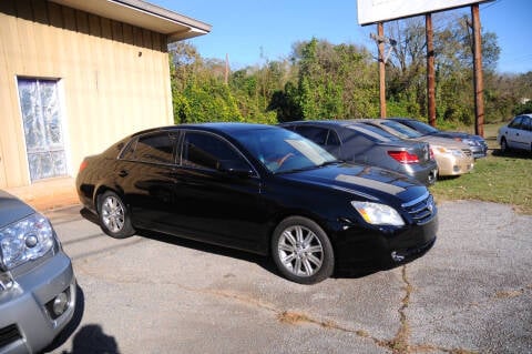 2006 Toyota Avalon for sale at RICHARDSON MOTORS in Anderson SC