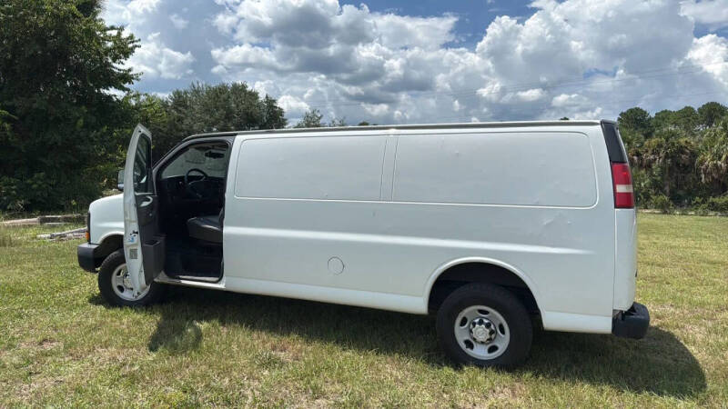2015 Chevrolet Express 2500
