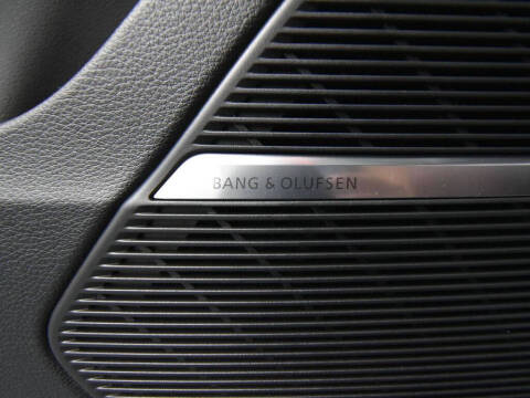 2024 Audi SQ7 4.0T quattro Premium Plus