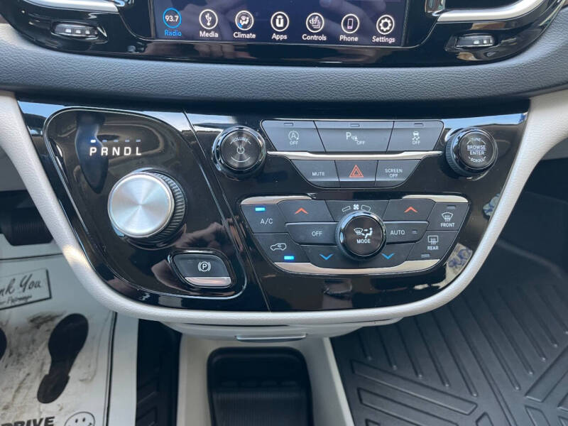 2018 Chrysler Pacifica Touring L