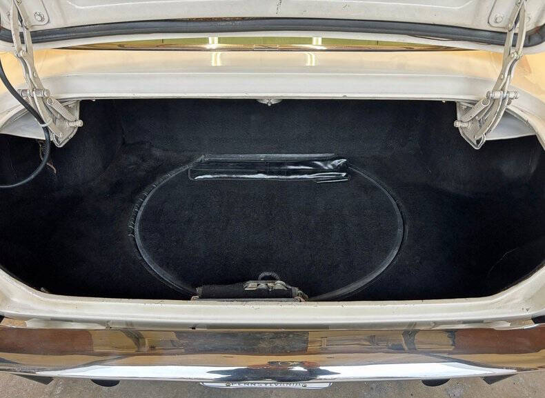 1963 Studebaker Avanti