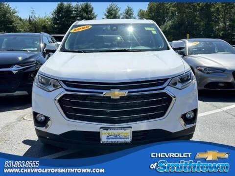 2020 Chevrolet Traverse for sale at CHEVROLET OF SMITHTOWN in Saint James NY