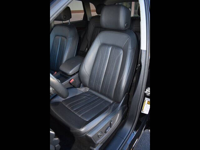 2019 Audi Q5 quattro Premium 45 TFSI