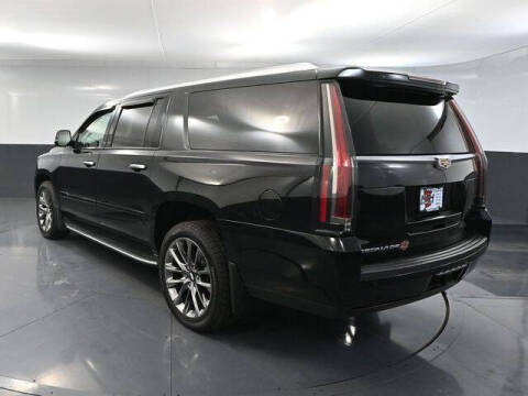 2019 Cadillac Escalade ESV Luxury