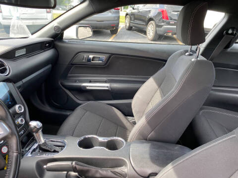 2016 Ford Mustang V6
