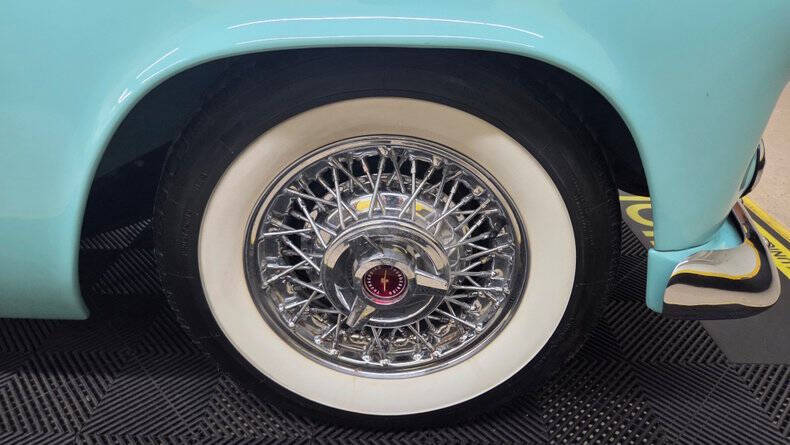 1955 Ford Thunderbird