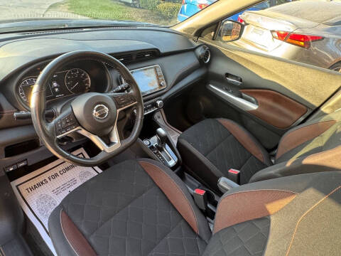 2020 Nissan Kicks SR